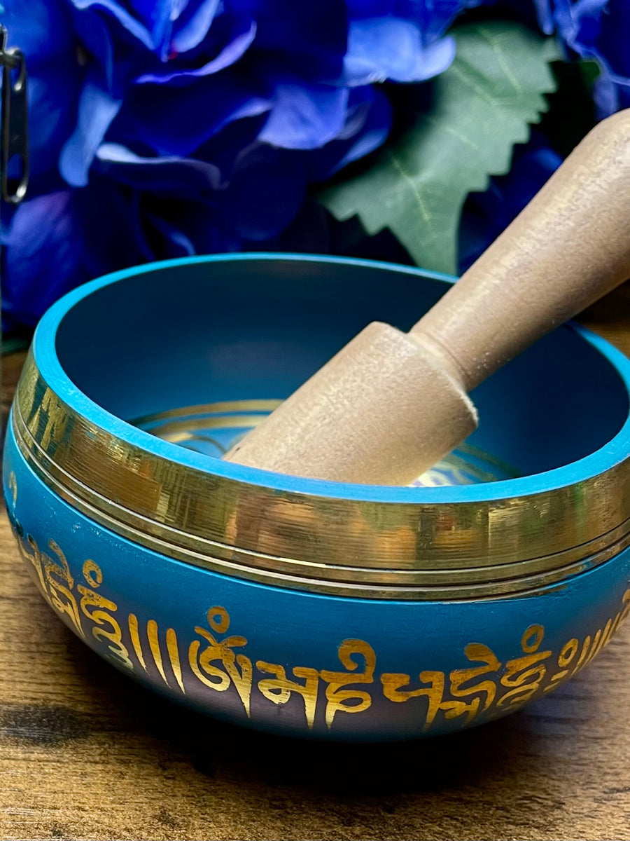 Tibetan Throat Chakra Singing Bowl with Case