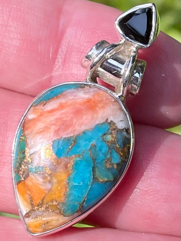 Spiny Oyster in Arizona Turquoise and Black Onyx Pendant