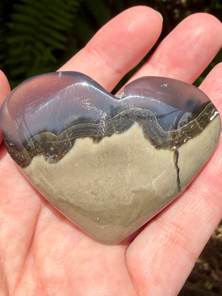 Fluorescent Volcano Agate Heart - Morganna’s Treasures