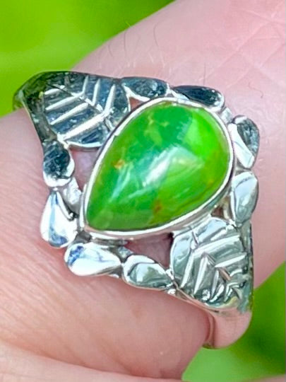 Green Mohave Turquoise Snake Ring Size 7 - Morganna’s Treasures 