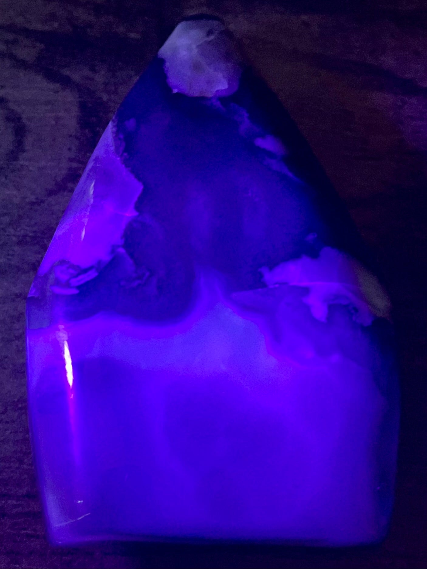 Stunning Fluorescent Volcano Agate Flame - Morganna’s Treasures 