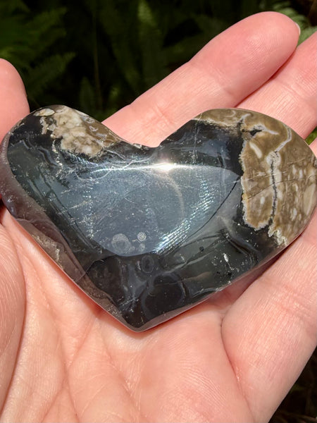 Fluorescent Volcano Agate Heart - Morganna’s Treasures