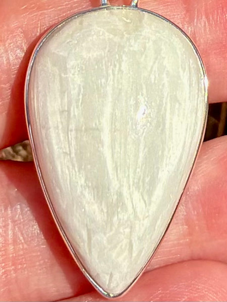 Beautiful Scolecite Pendant - Morganna’s Treasures