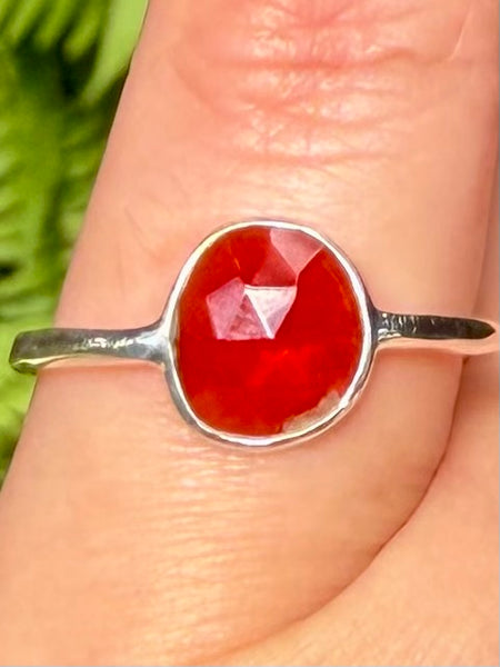 Gorgeous Faceted Garnet Ring Size 7.5