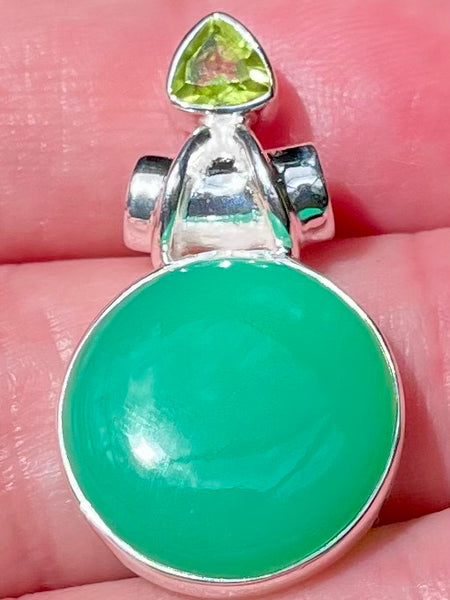 Chrysoprase and Peridot Pendant - Morganna’s Treasures 