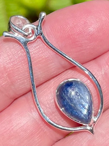 Beautiful Blue Kyanite Pendant - Morganna’s Treasures