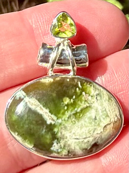 Chrome Chalcedony and Peridot Pendant