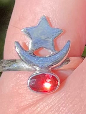 Moon and Star Garnet Ring Size 6