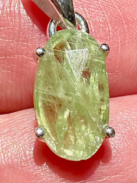 Green Kyanite Pendant - Morganna’s Treasures