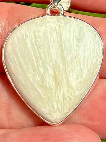 Beautiful Scolecite Pendant - Morganna’s Treasures