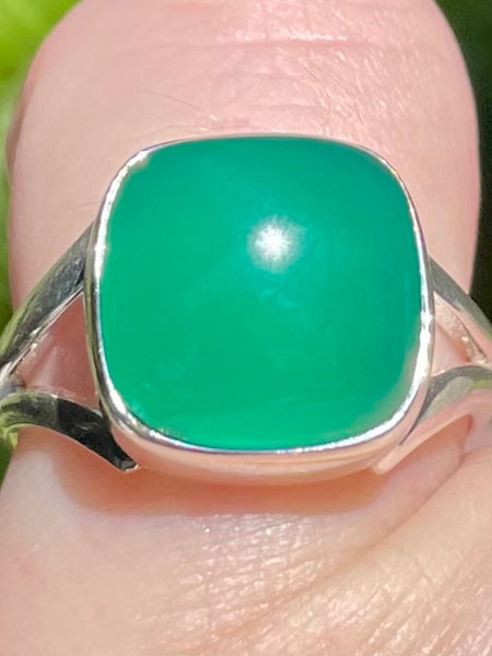 Green Onyx Ring Size 7 - Morganna’s Treasures 