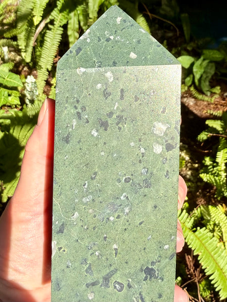 Lotus Jasper Obelisk