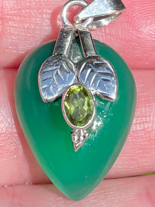 Green Onyx and Peridot Pendant - Morganna’s Treasures 