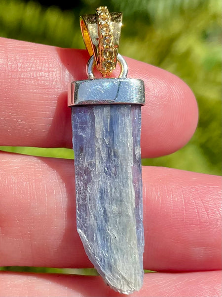 Rough Blue Kyanite and Moldavite Pendant - Morganna’s Treasures 