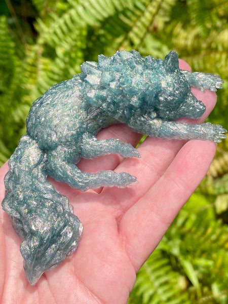 Beautiful Resin Wolf - Morganna’s Treasures 