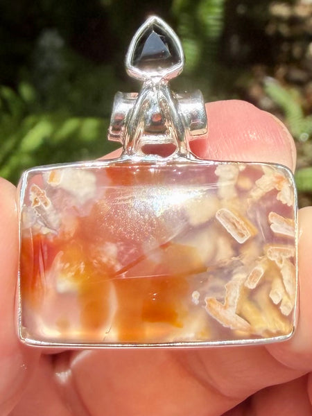 Tube Agate and Black Onyx Pendant