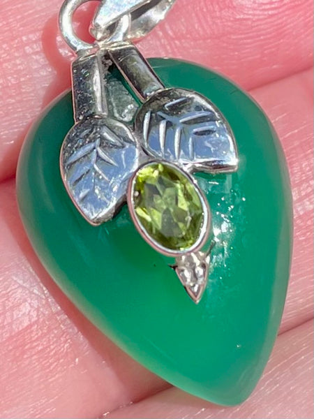 Green Onyx and Peridot Pendant - Morganna’s Treasures 