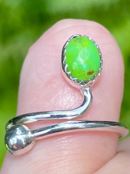 Green Mohave Turquoise Snake Ring Size 7 - Morganna’s Treasures 