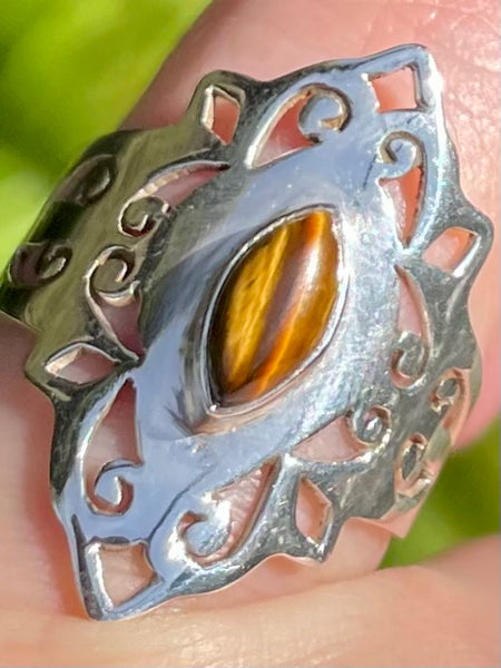 Beautiful Tigers Eye Ring Size 7 - Morganna’s Treasures 