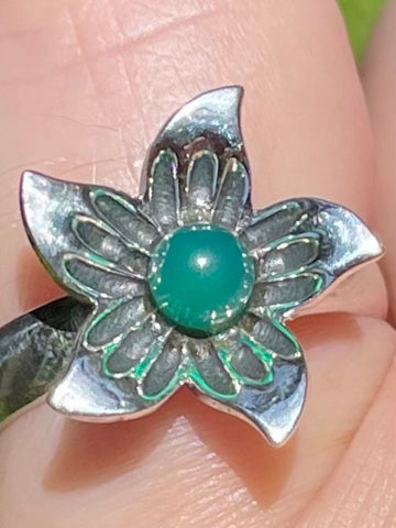 Green Onyx Flower Ring Size 6 - Morganna’s Treasures 