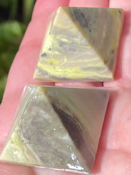 Infinite Stone Pyramid - Morganna’s Treasures