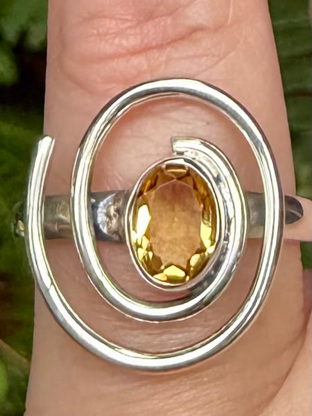 Beautiful Citrine Spiral Ring Size 8