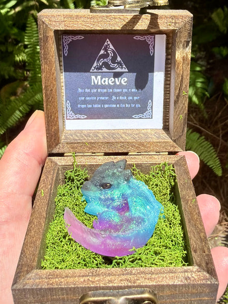 “Maeve” Resin Dragon