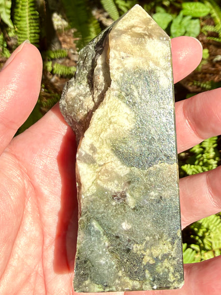 Serpentine Druzy Tower