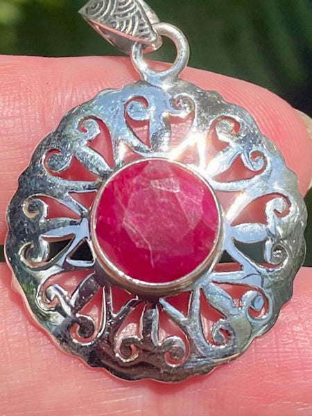 Beautiful Ruby Pendant - Morganna’s Treasures 