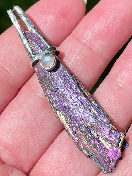 Rainbow Aura Kyanite and Rainbow Moonstone Pendant - Morganna’s Treasures 