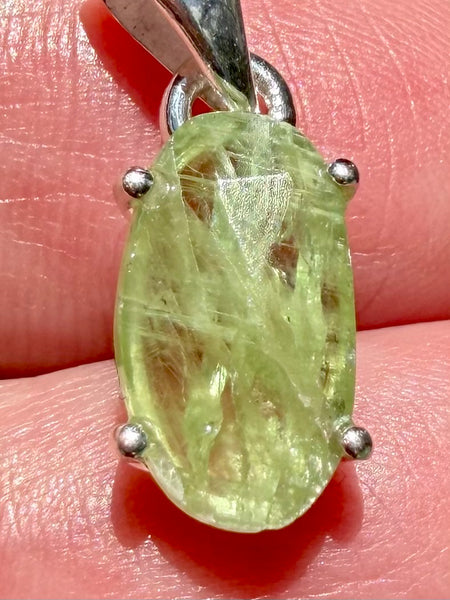 Green Kyanite Pendant - Morganna’s Treasures