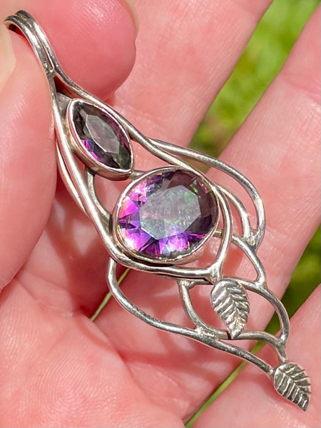 Mystic Topaz Leaf Pendant - Morganna’s Treasures 