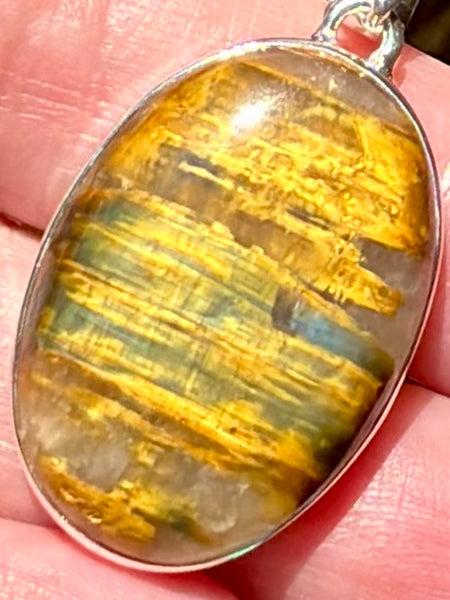 Beautiful Nellite Pendant - Morganna’s Treasures