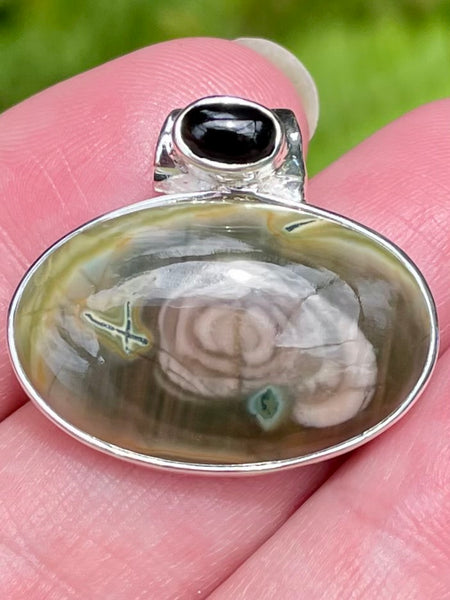 Imperial Jasper and Black Onyx Pendant - Morganna’s Treasures 