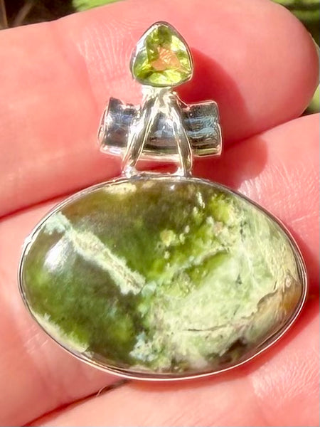 Chrome Chalcedony and Peridot Pendant