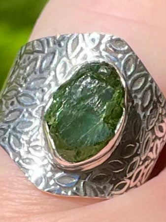 Rough Chrome Diopside Ring Size 7 - Morganna’s Treasures 