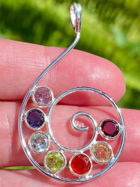 Gorgeous Chakra Alignment Pendant - Morganna’s Treasures 