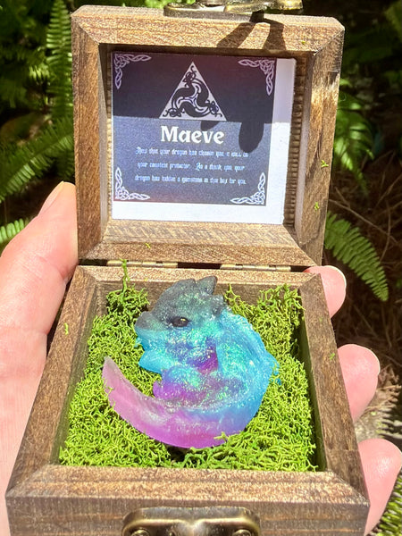 “Maeve” Resin Dragon