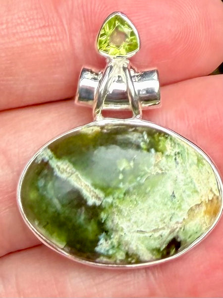 Chrome Chalcedony and Peridot Pendant