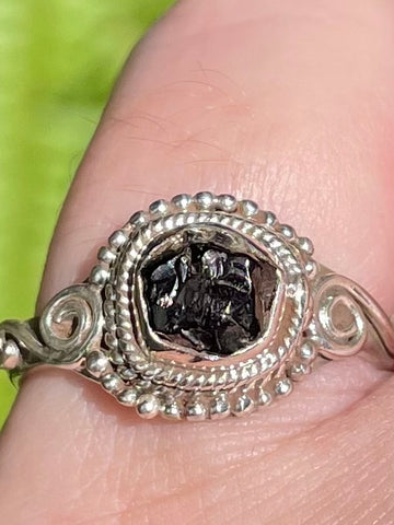 Rough Russian Shungite Ring Size 7 - Morganna’s Treasures 