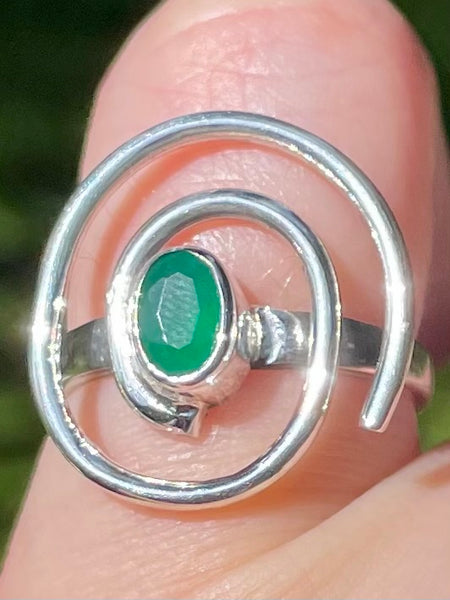 Emerald Spiral Ring Size 5.5 - Morganna’s Treasures 