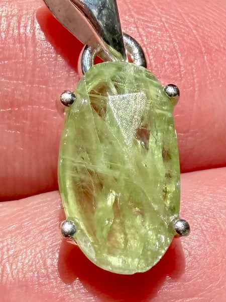 Green Kyanite Pendant - Morganna’s Treasures