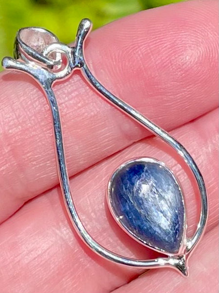 Beautiful Blue Kyanite Pendant - Morganna’s Treasures