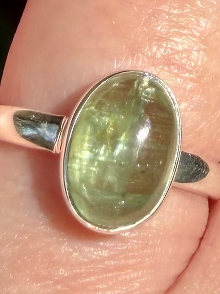 Green Kyanite Ring Size 8 - Morganna’s Treasures