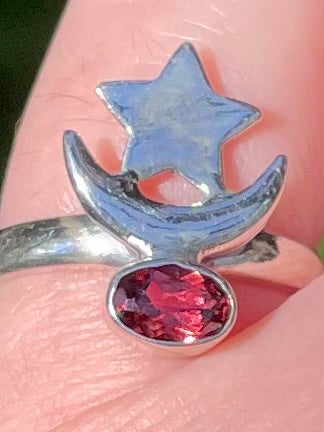 Moon and Star Garnet Ring Size 6