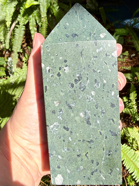 Lotus Jasper Obelisk