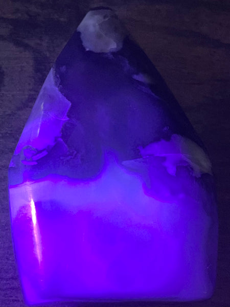 Stunning Fluorescent Volcano Agate Flame - Morganna’s Treasures 