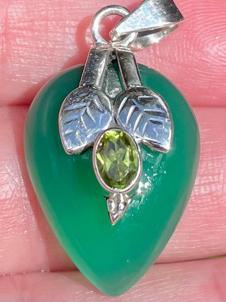 Green Onyx and Peridot Pendant - Morganna’s Treasures 