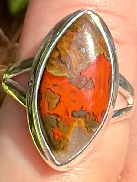 Red Seam Agate Ring Size 5.5