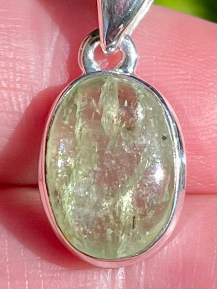 Green Kyanite Pendant - Morganna’s Treasures